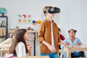 Immersive Learning: Technology’s Role in Healing War-Traumatized Students