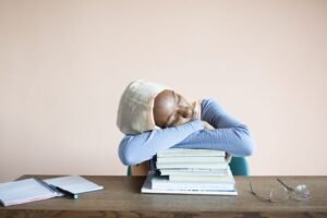 5 Things Students Should Know About Financial Stress and Scientific Literacy